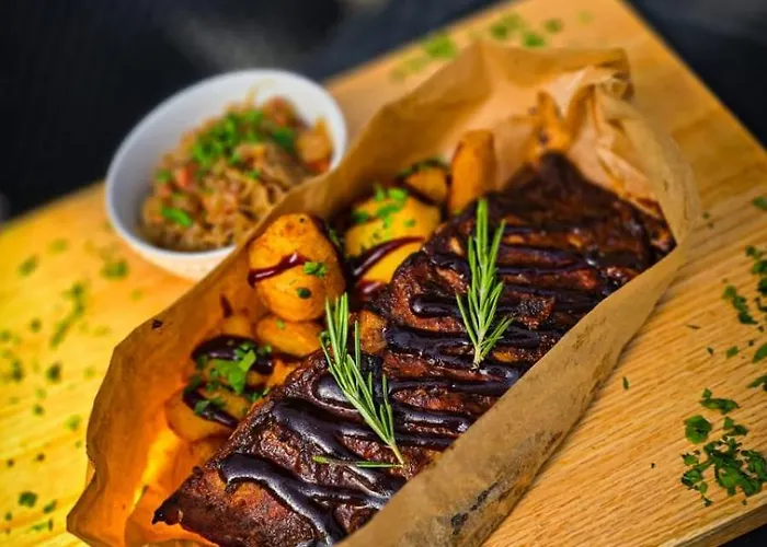 Zakatek Bursztynowy * 莱鲍